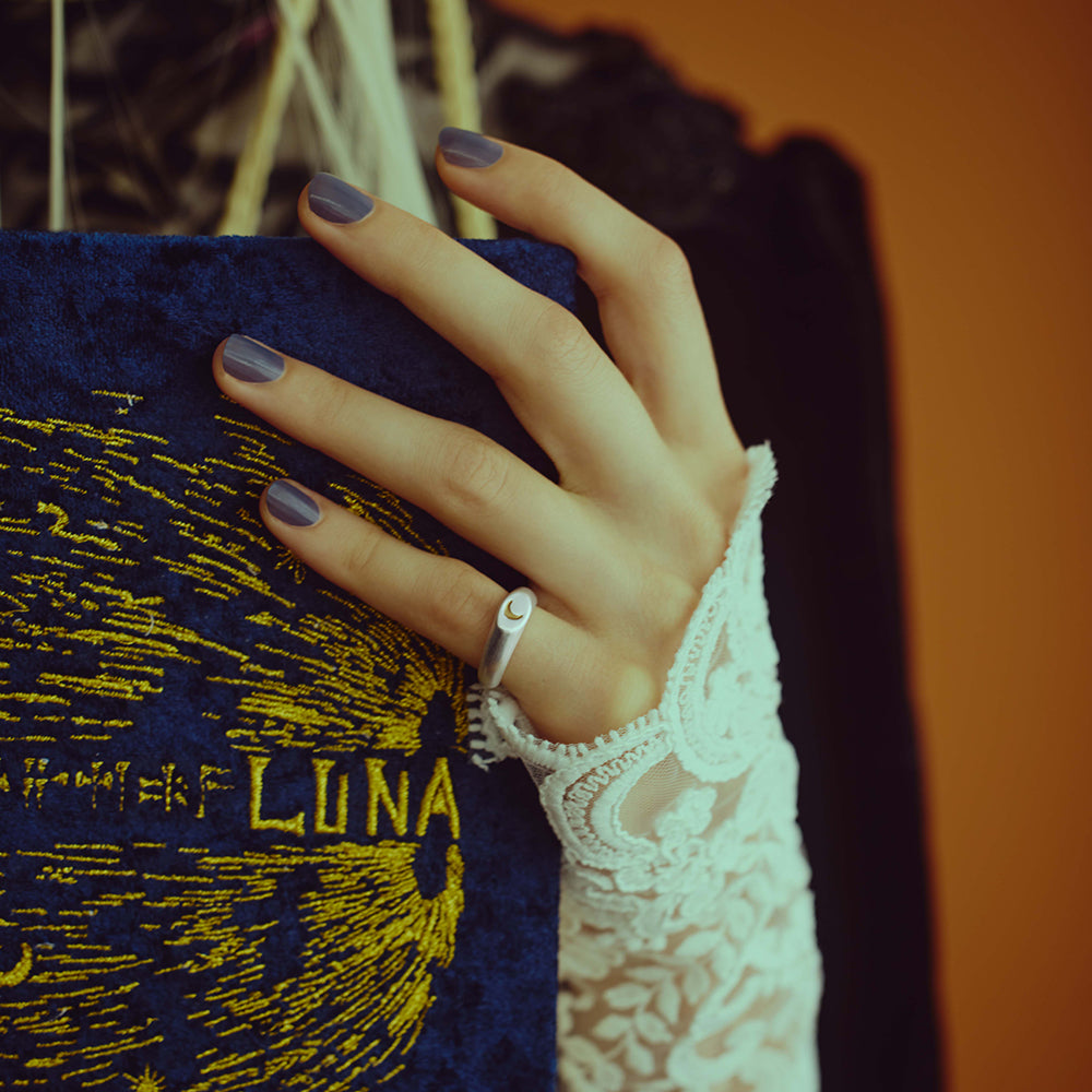 1st Collection ”Luna”