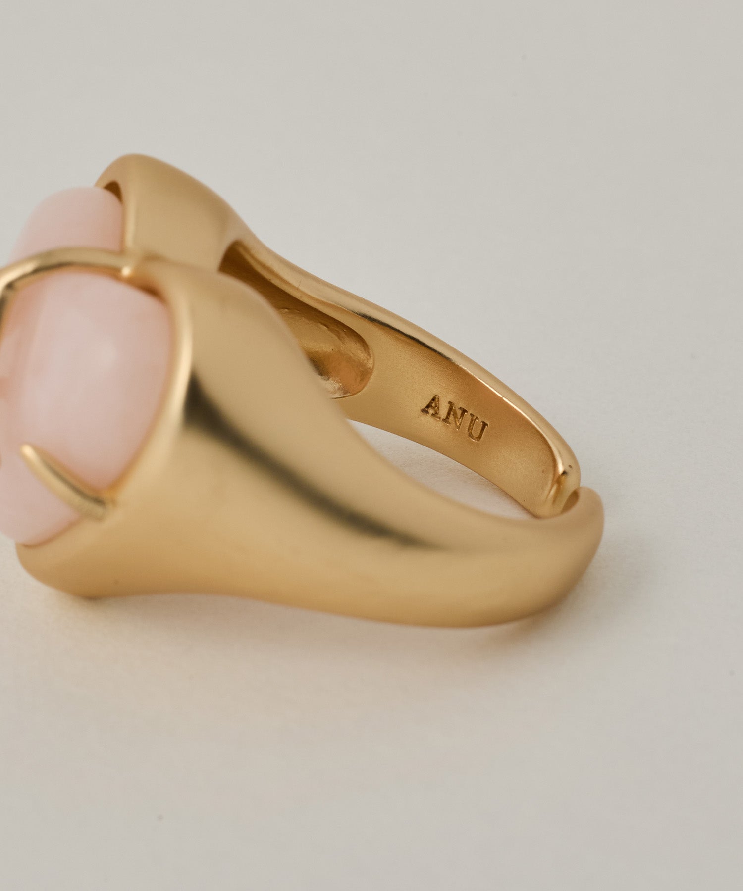 amor's lovely ring