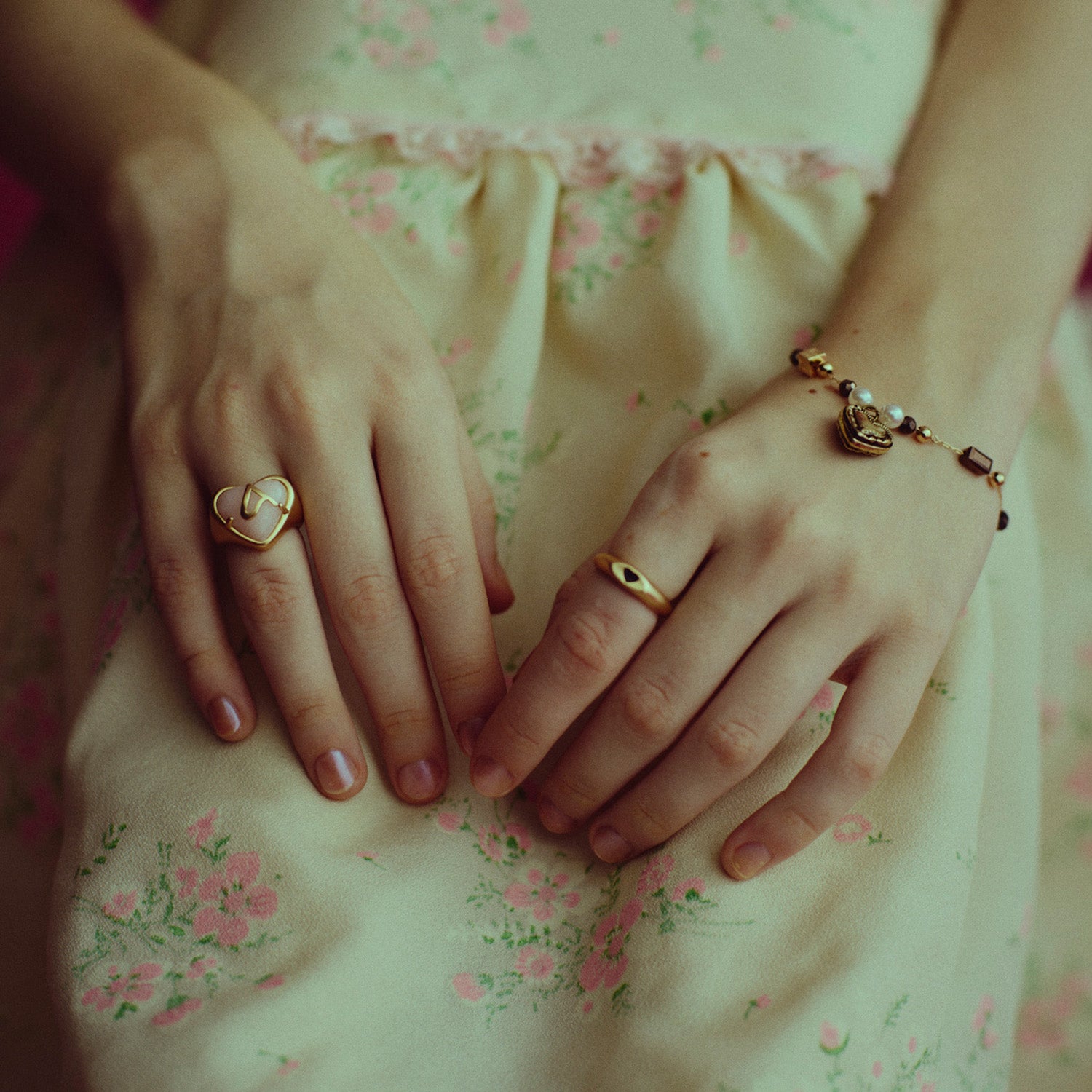 amor's lovely ring – ANU